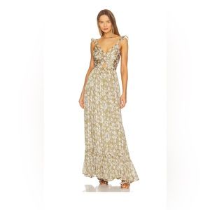 Sabina Musayev Silvia dress.